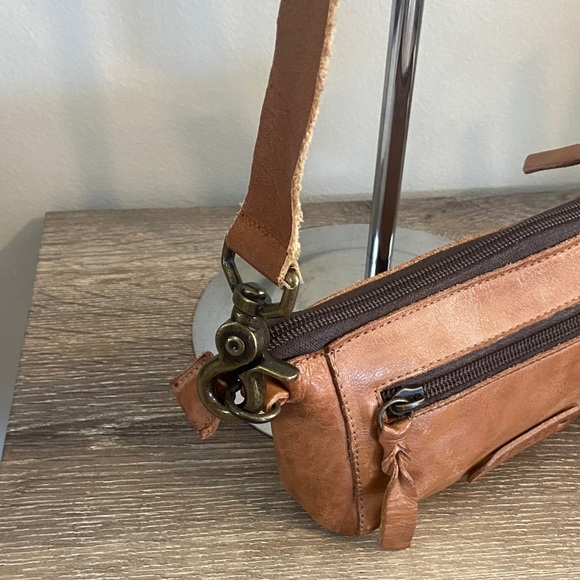 Bed Stu Encase Compact Rustic Tan Veg Tanned Leather Crossbody Bag 3-in-1 EUC - Picture 3 of 10